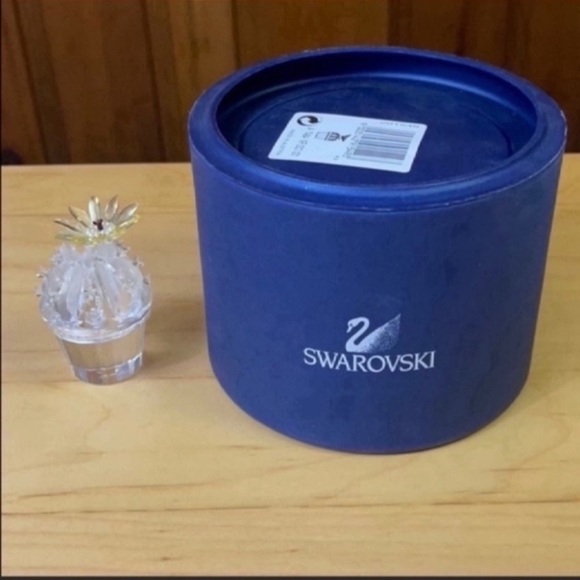 Swarovski Crystal Flowering Cactus Figurine - Picture 3 of 13